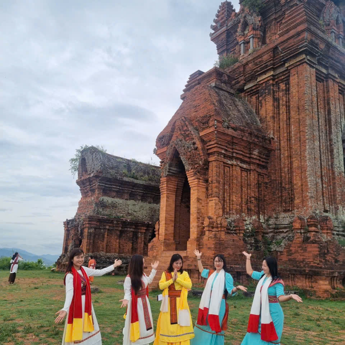 Chưa có tên (1200 x 1200 px) (44)