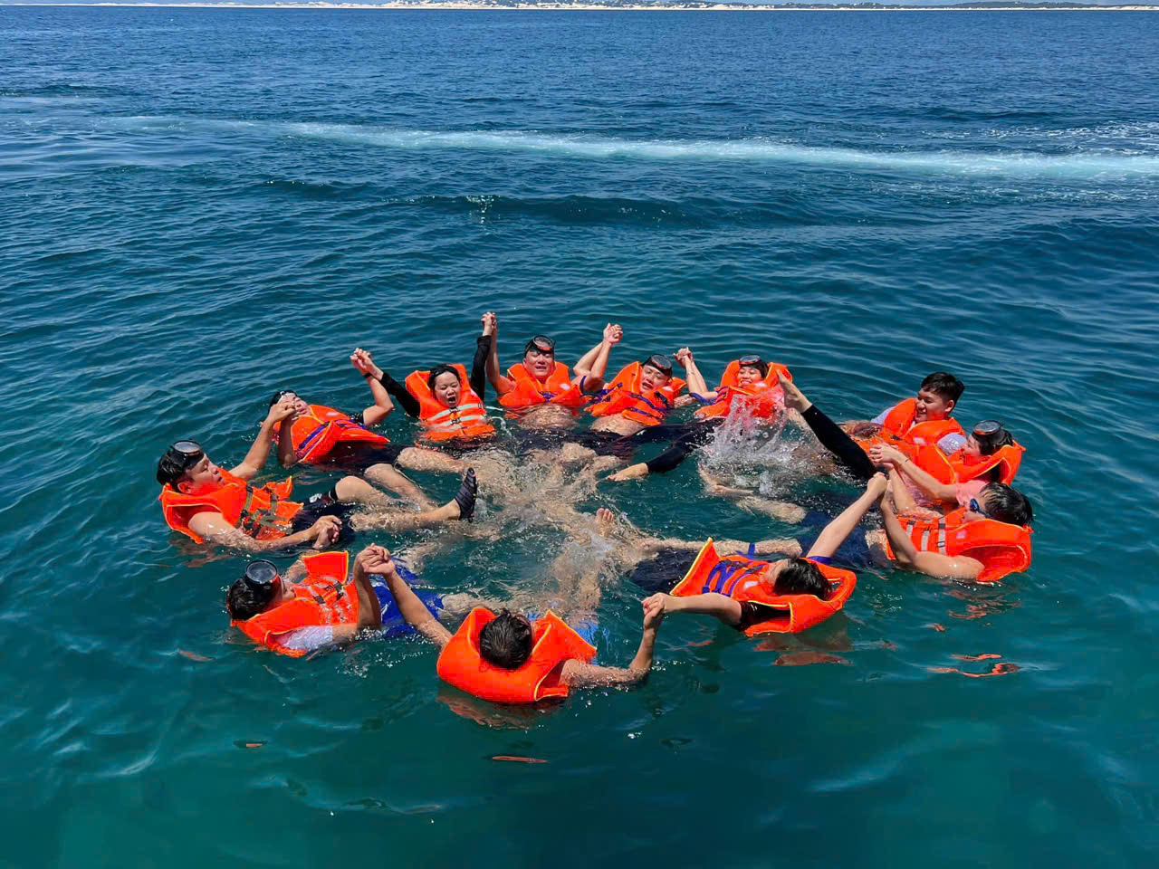 z7497253407309_a1f419ced77d52336d0e21c556050348